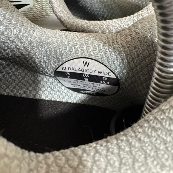 Altra Torin 5 Green Running Shoes with Coral Accents Women’s size 9 - Picture 6 of 10